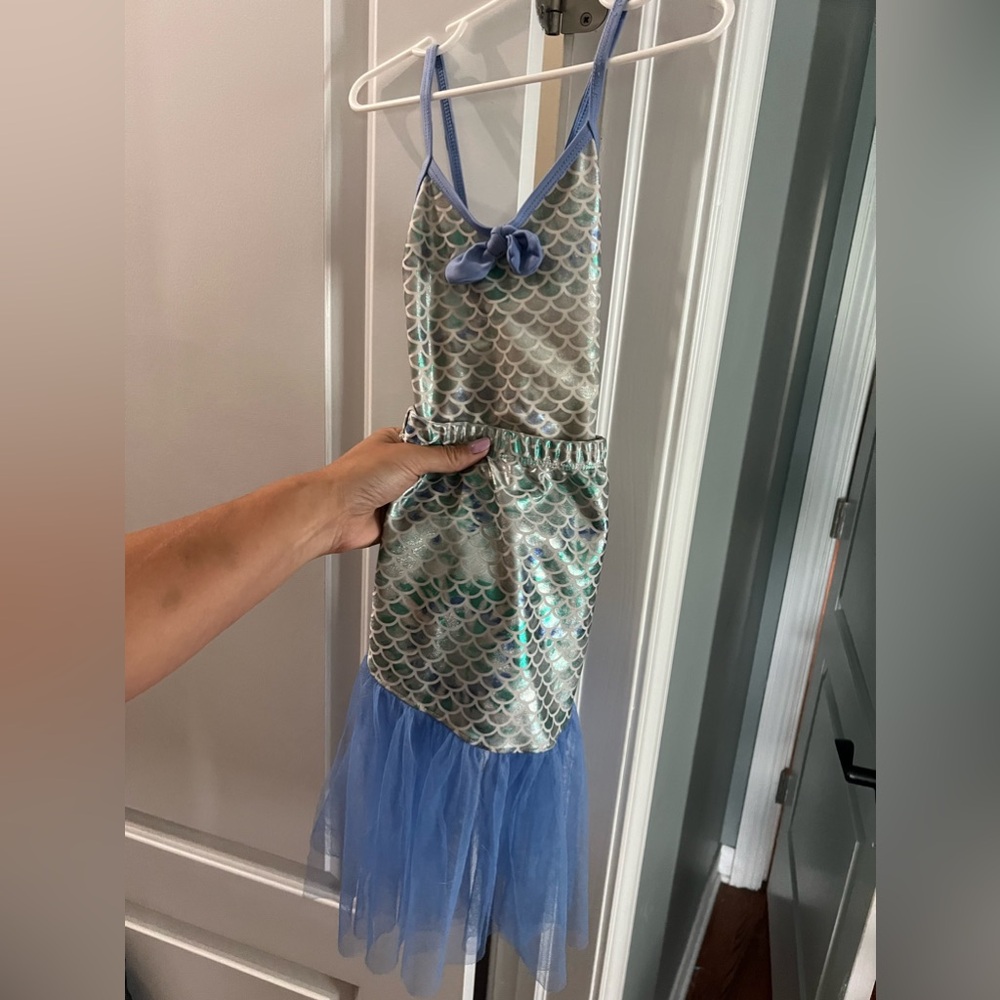 Little girls swimsuit size 5 mermaid fin tail coverup silver metallic scales